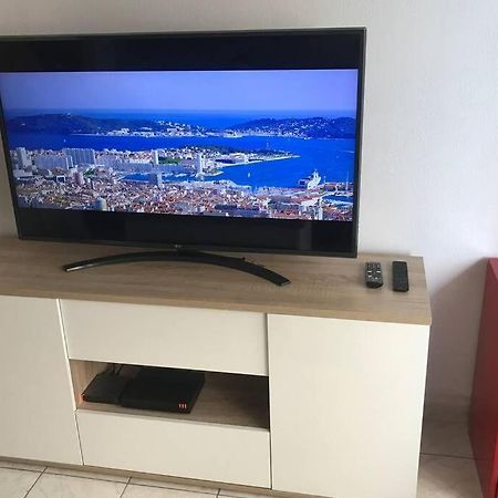 Studio Meuble Climatise Toulon Mourillon Bord De Mer מראה חיצוני תמונה